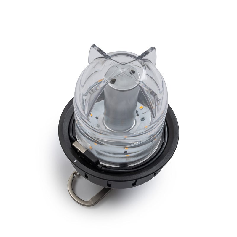 Barebones مصباح بيكون المعلق من باربونز - برونز عتيق، فانوس تخييم LED قابل لإعادة الشحن مع سطوع قابل للتعديل - فانوس معلق بتصميم قديم مقاوم للعوامل الجوية للمغامرات الخارجية والاستخدام على مدار السنة - Image 4